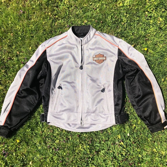 BN Authentic HARLEY DAVIDSON Cropped Moto Jacket - Picture 2 of 4